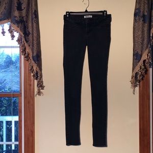 Hollister Jeans. Faded black. 1L W25 L33